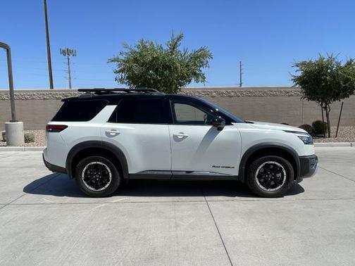 2023 Nissan Pathfinder Rock Creek 4WD