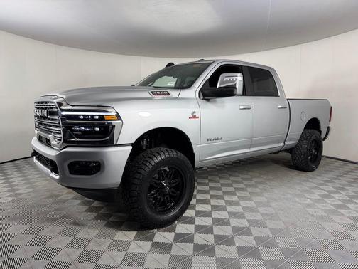 2026 RAM 2500 Laramie Crew Cab 4x4 6'4' Box