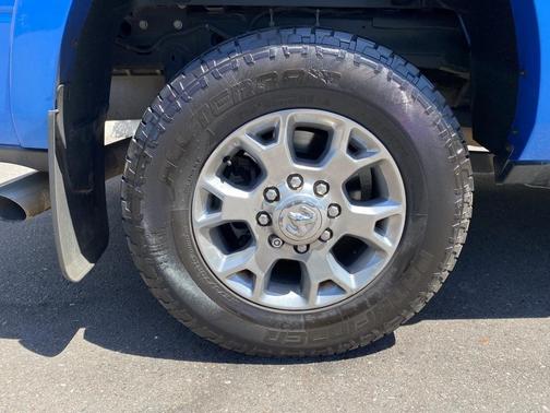 2021 RAM 2500 Laramie Crew Cab 4x4 6'4' Box