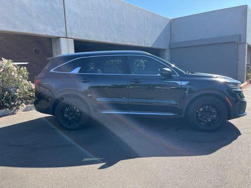 Aurora Black 2022 Kia Sorento Hybrid S