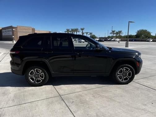2023 Jeep Grand Cherokee 4xe Trailhawk