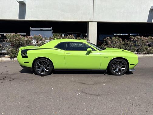 2015 Dodge Challenger R/T Plus