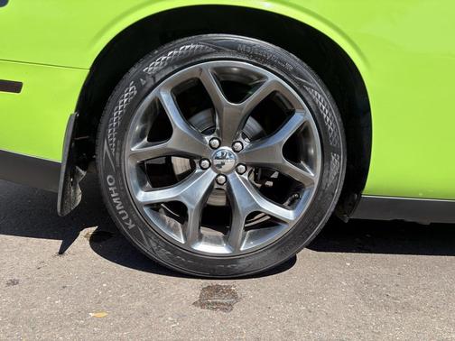 2015 Dodge Challenger R/T Plus