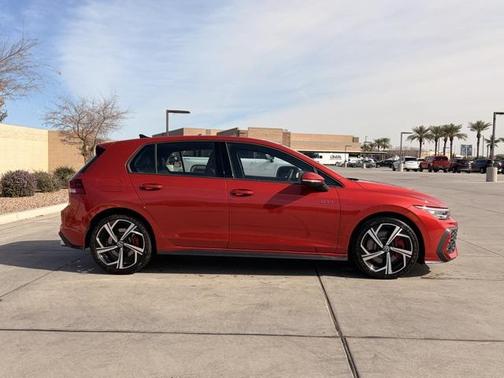 2025 Volkswagen Golf GTI 2.0T SE DSG