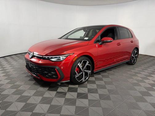 2025 Volkswagen Golf GTI 2.0T SE DSG
