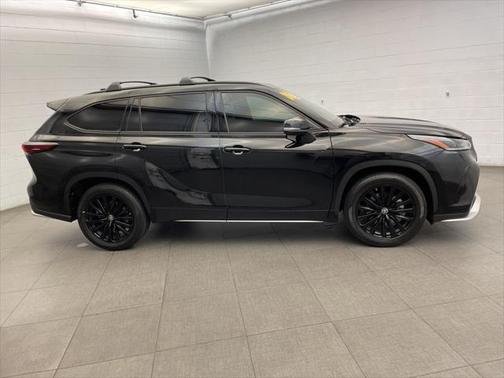 2024 Toyota Highlander XSE