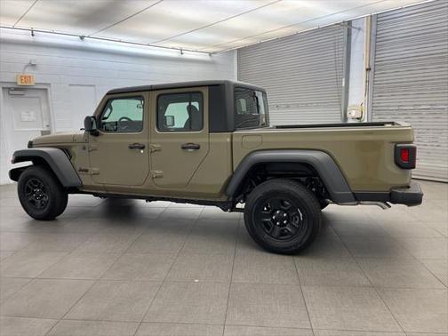 2025 Jeep Gladiator Sport