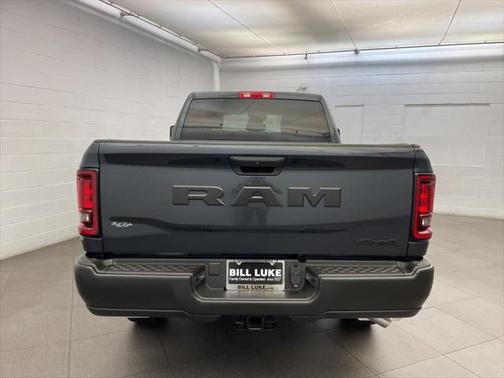 2025 RAM 2500 Tradesman Crew Cab 4x4 6'4' Box