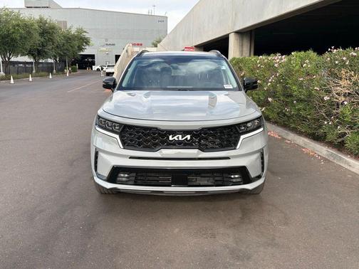 Wolf Gray 2022 Kia Sorento SX