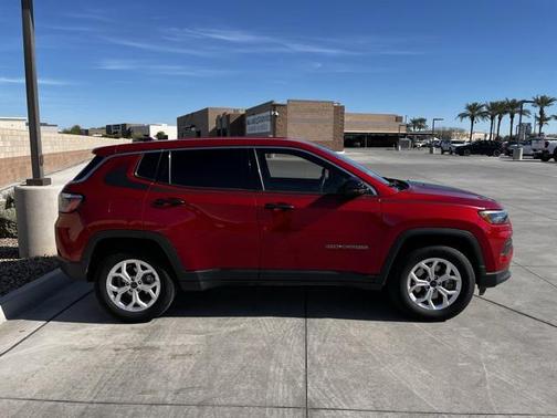 2025 Jeep Compass Sport