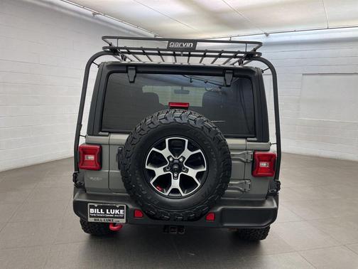 Sting-Gray Clearcoat 2021 Jeep Wrangler Rubicon