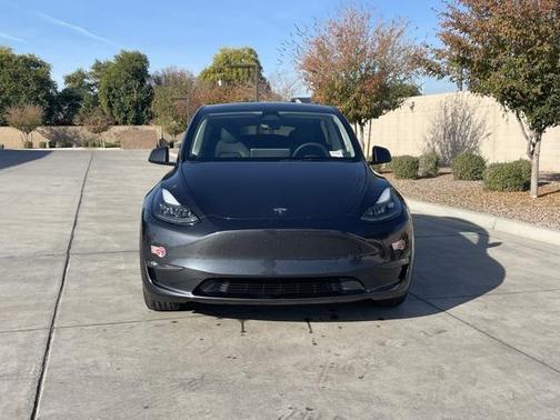 2024 Tesla Model Y Long Range Dual Motor All-Wheel Drive