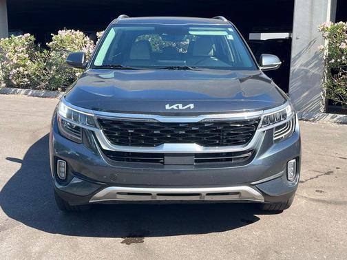 Gravity Gray 2023 Kia Seltos SX Turbo