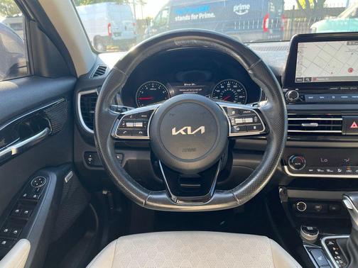 Gravity Gray 2023 Kia Seltos SX Turbo