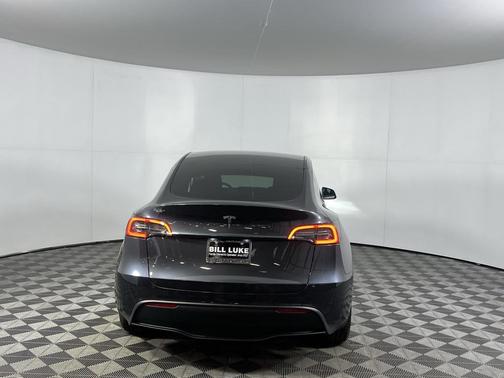 2025 Tesla Model Y Long Range Dual Motor Rear-Wheel Drive