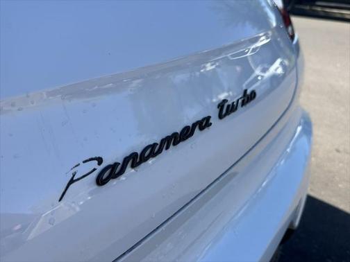 2015 Porsche Panamera Turbo