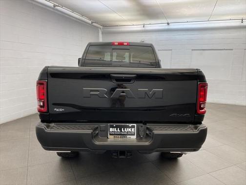 2025 RAM 2500 Tradesman Crew Cab 4x4 6'4' Box