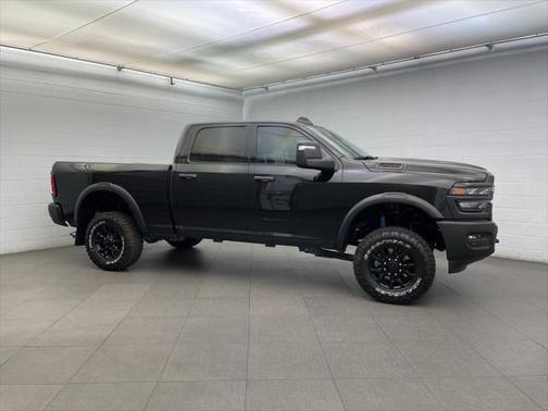 2025 RAM 2500 Tradesman Crew Cab 4x4 6'4' Box