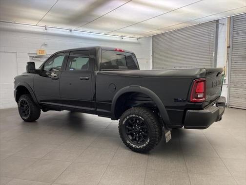 2025 RAM 2500 Tradesman Crew Cab 4x4 6'4' Box