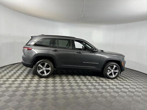 2024 Jeep Grand Cherokee Limited X