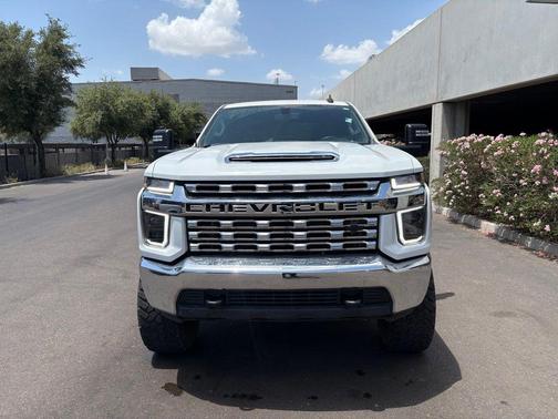 Summit White 2021 Chevrolet Silverado 2500 LT