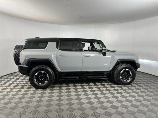 2024 GMC HUMMER EV SUV 3X