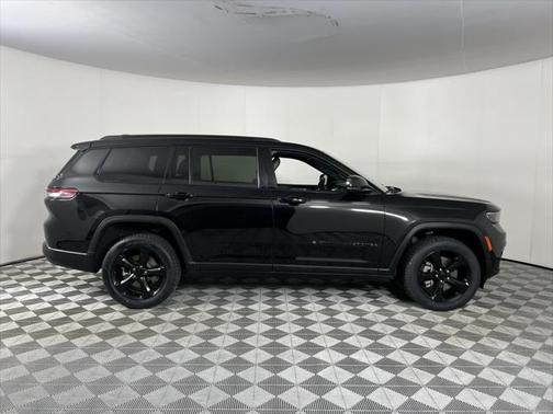 2022 Jeep Grand Cherokee L Altitude