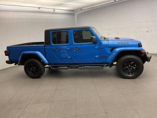 2022 Jeep Gladiator Willys 4x4