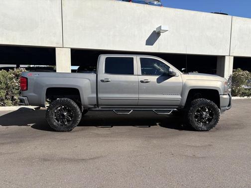 2017 Chevrolet Silverado 1500 2LT