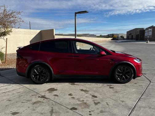 2024 Tesla Model X Long Range