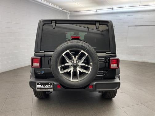 2025 Jeep Wrangler 4xe Sport S