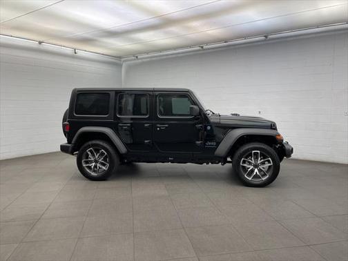2025 Jeep Wrangler 4xe Sport S