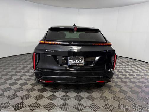 Stellar Black Metallic 2024 Cadillac LYRIQ Sport