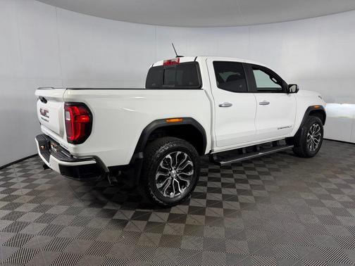 Summit White 2024 GMC Canyon Denali