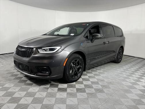 2022 Chrysler Pacifica Hybrid Limited