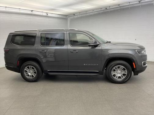 2024 Jeep Wagoneer Series I 4x2