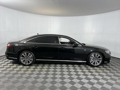 2023 Audi A8 L 55 TFSI quattro Tiptronic