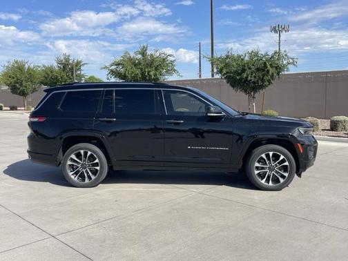 2022 Jeep Grand Cherokee L Overland