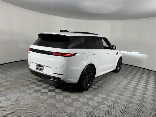 2024 Land Rover Range Rover Sport SE