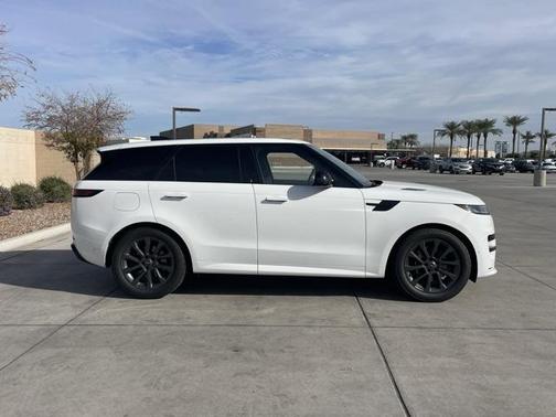 2024 Land Rover Range Rover Sport SE