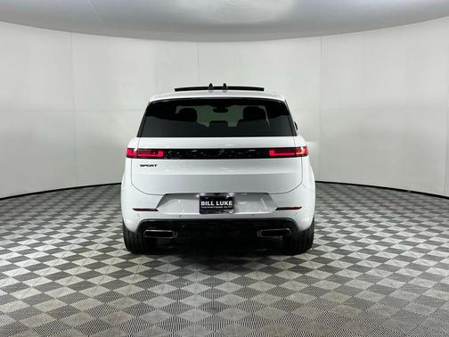 2024 Land Rover Range Rover Sport SE