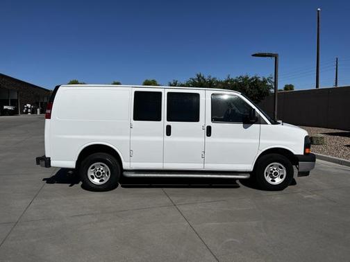 2023 GMC Savana 2500 Work Van