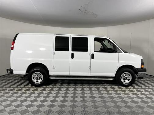 2023 GMC Savana 2500 Work Van