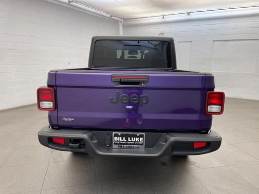 2026 Jeep Gladiator Sport S