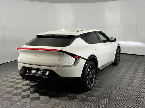 2024 Kia EV6 Wind