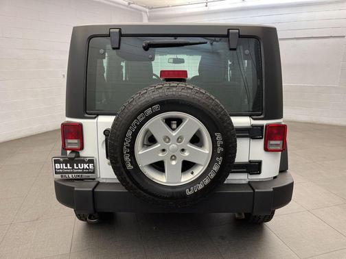Bright White Clearcoat 2016 Jeep Wrangler Sport