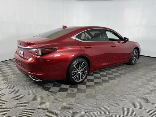 2023 Lexus ES 350 Base
