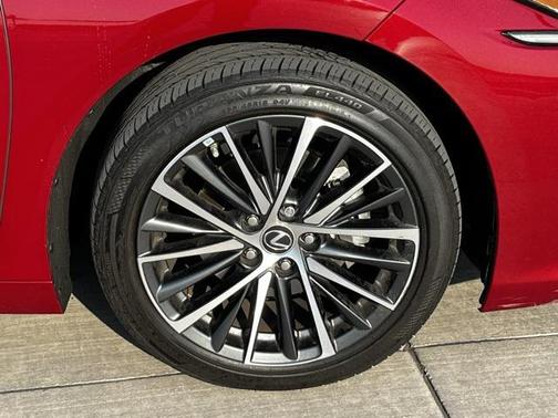 2023 Lexus ES 350 Base