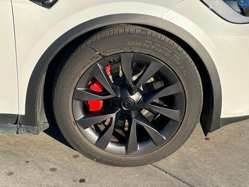 2023 Tesla Model X Plaid Tri Motor All-Wheel Drive