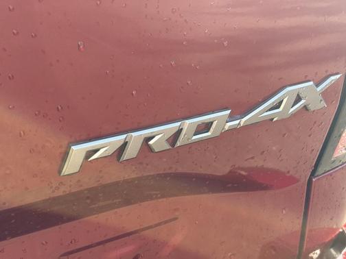 2022 Nissan Frontier PRO-4X